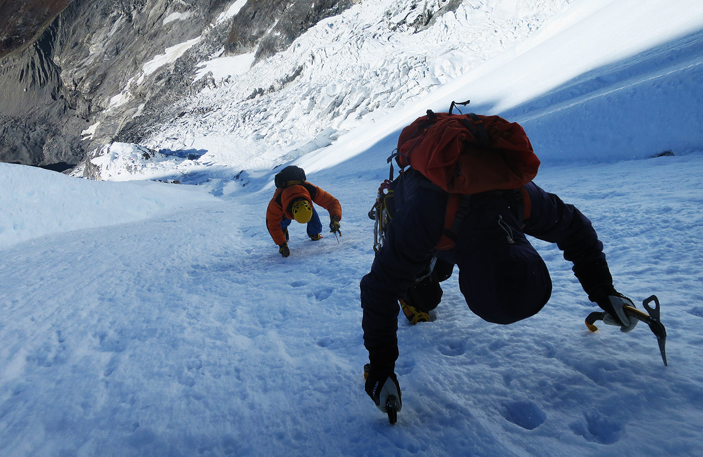 North Machine Carbon Lifestyle Image 1 - Grivel