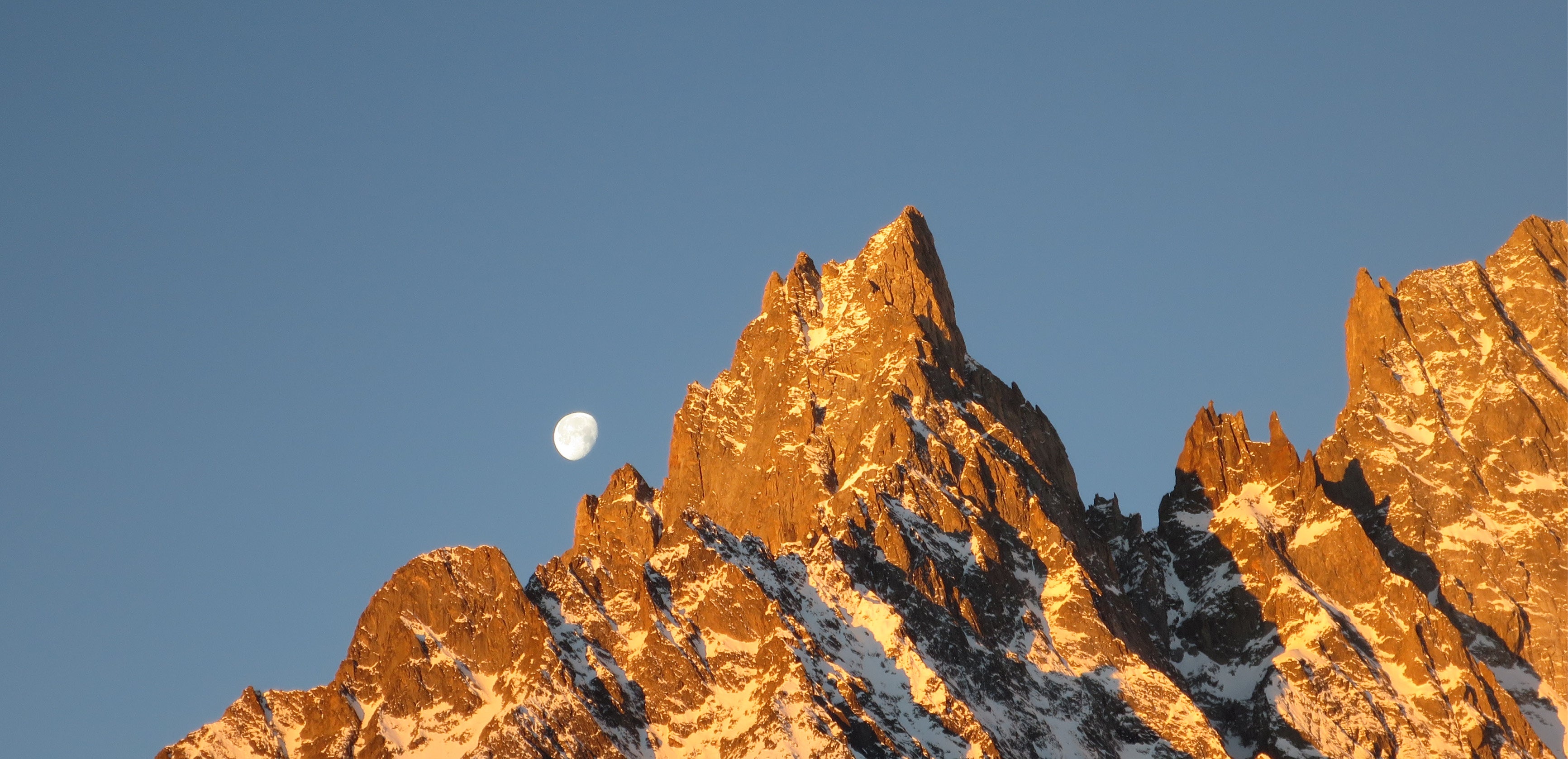 MOUNTAINEERING - MY GEAR FOR AIGUILLE NOIRE DU PEUTEREY, SOUTH RIDGE by LOUIS LAURENT