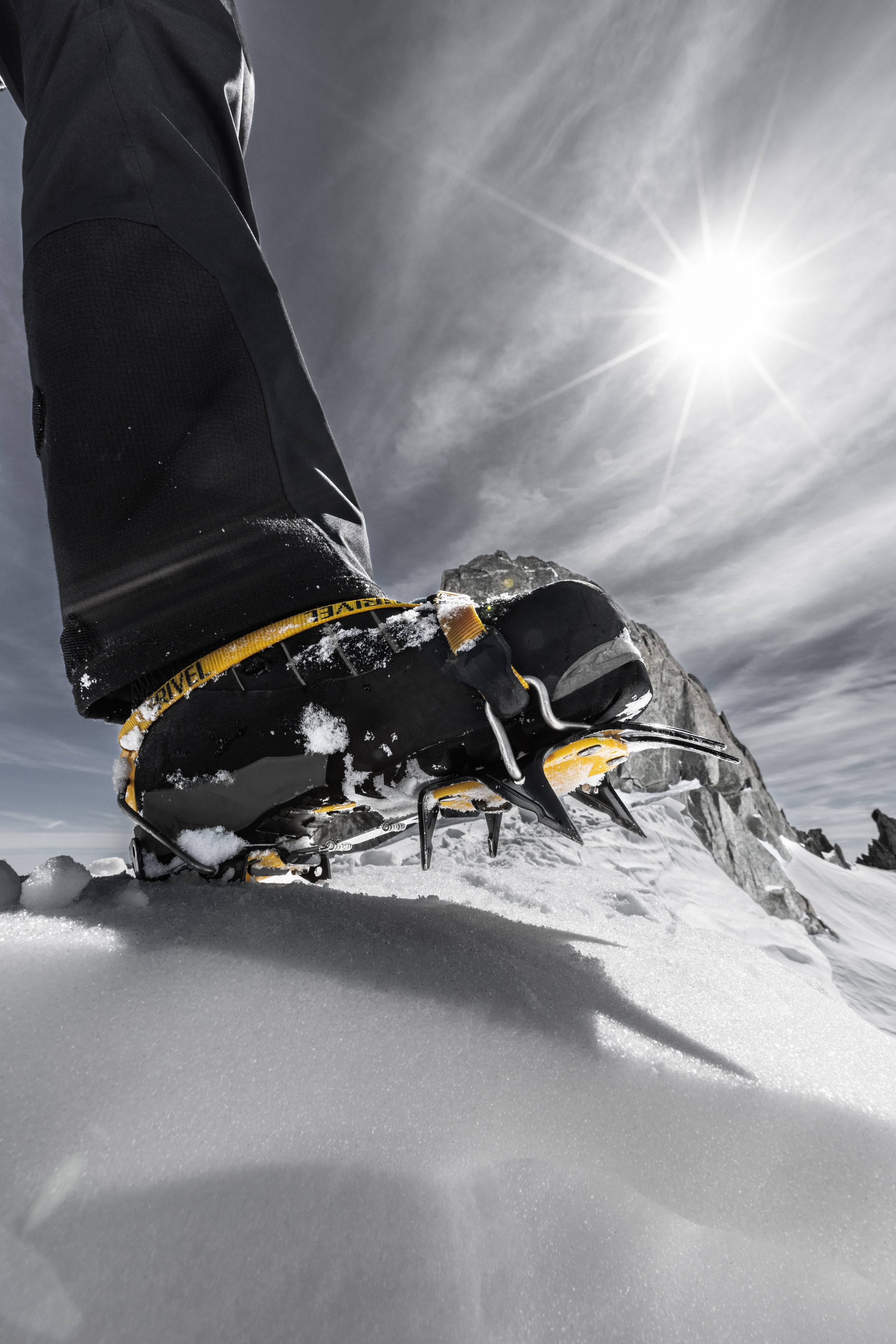 Grivel G22 Plus Evo | Crampons | Bananafingers Grivel G22 Plus Evo | Crampons | Bananafingers